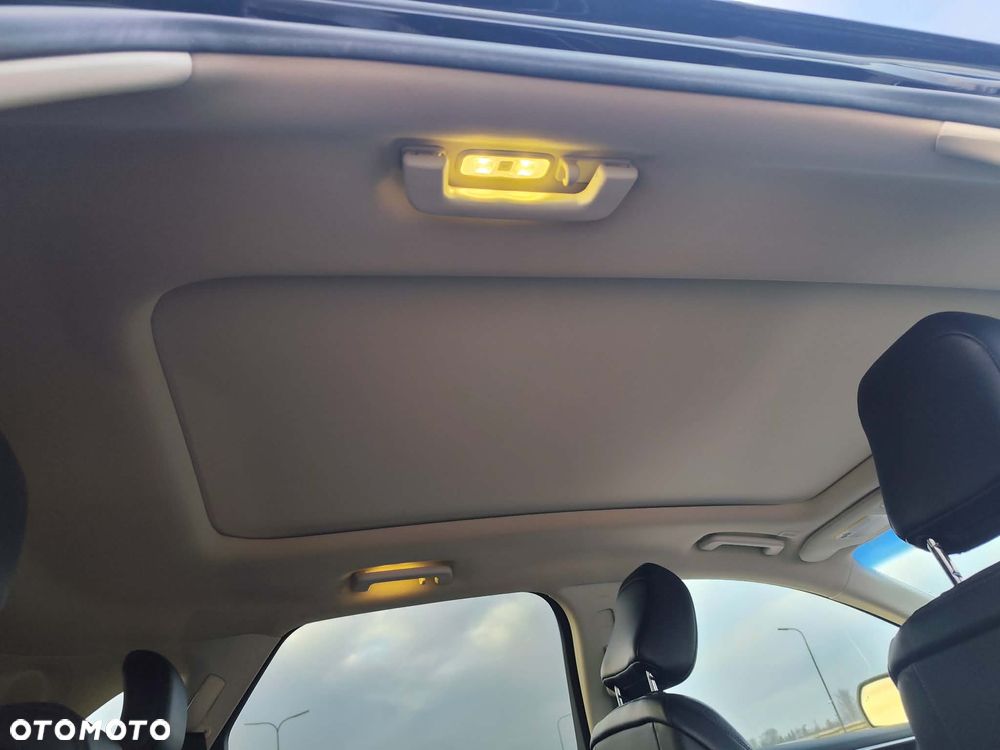 Ford Edge - 17
