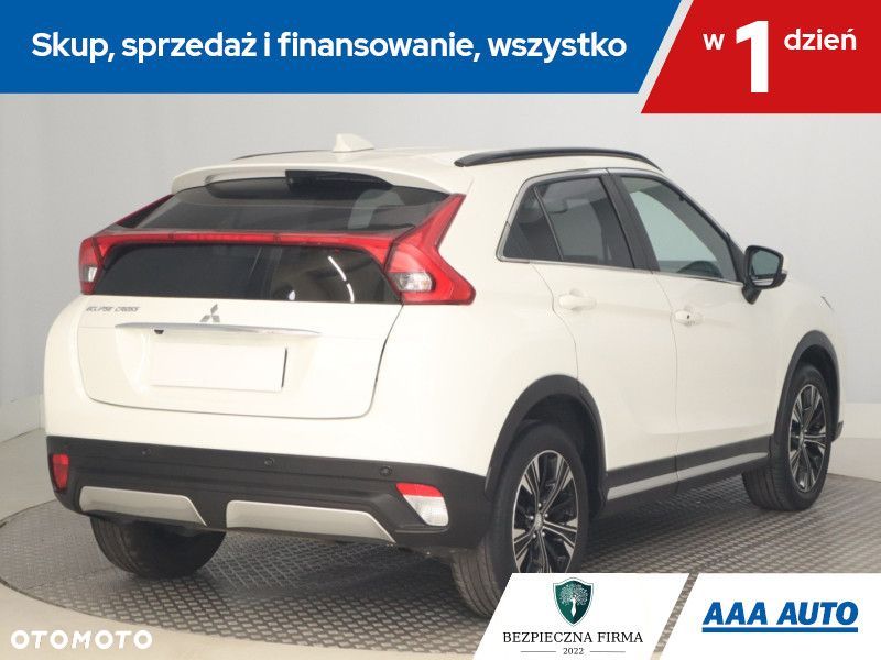 Mitsubishi Eclipse Cross - 7