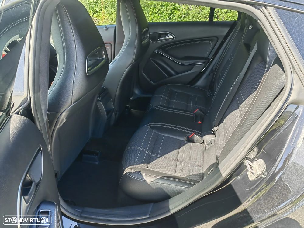 Mercedes-Benz CLA 180 d BlueEFFICIENCY Edition - 13
