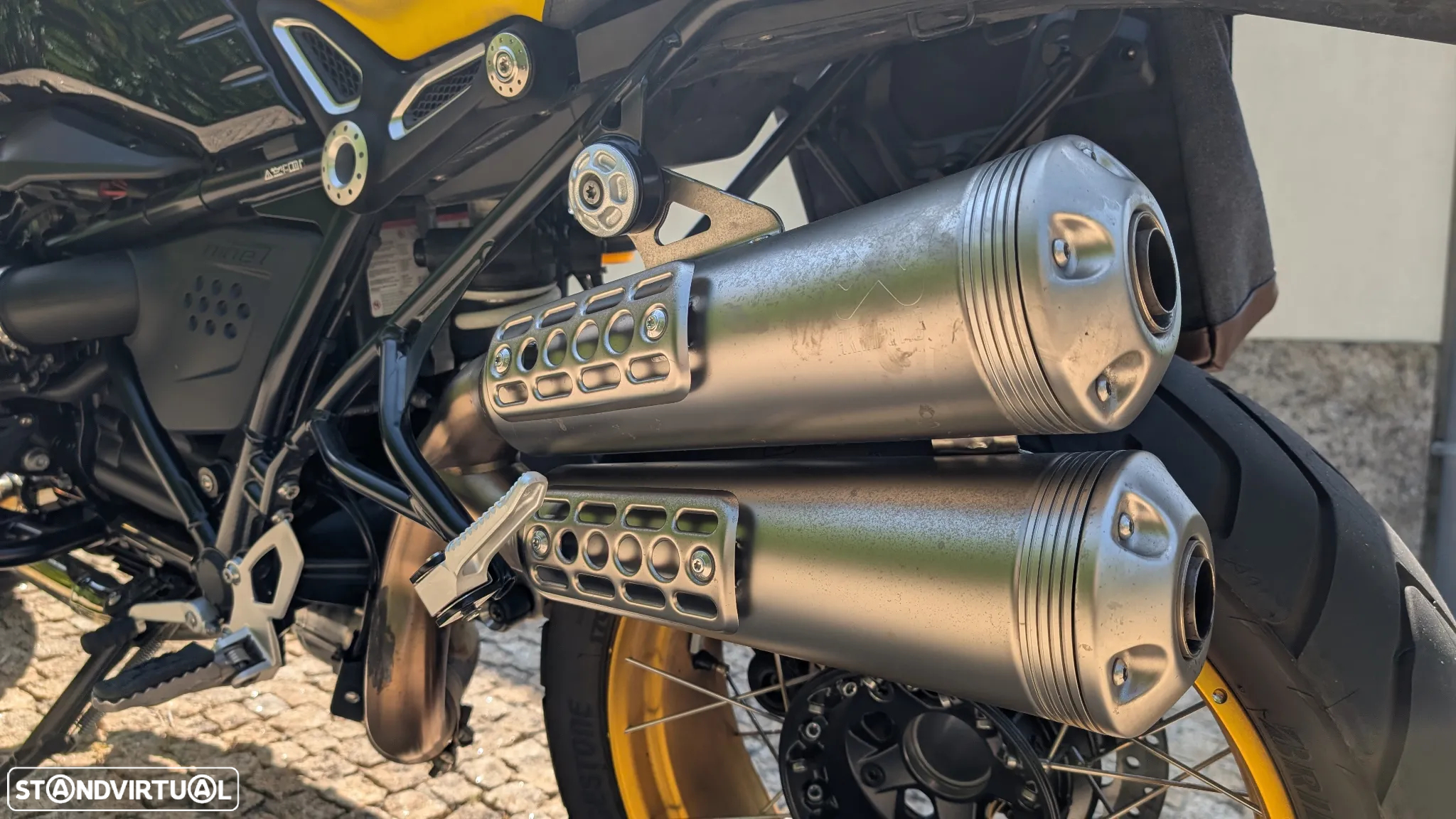 BMW R nineT Urban GS 40 anos - Option 719 - 4