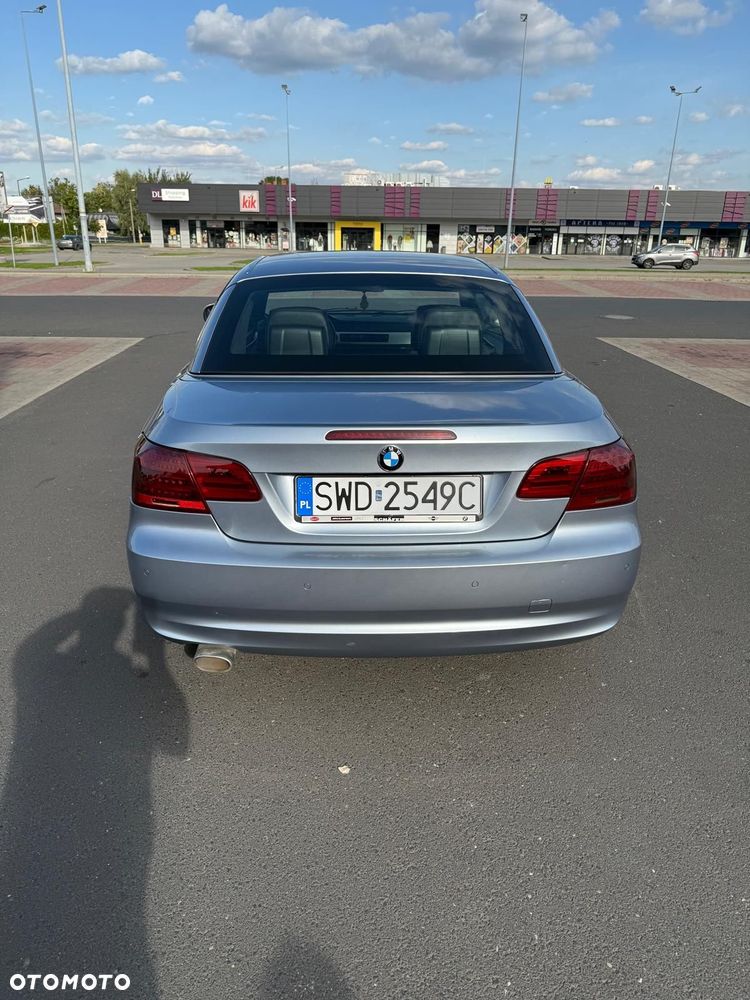 BMW Seria 3 320d - 11