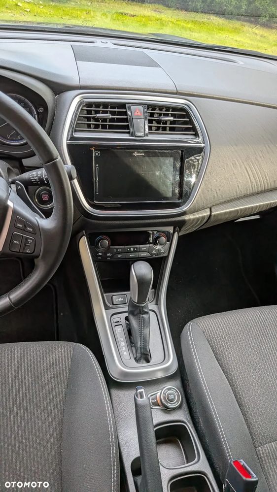 Suzuki SX4 S-Cross - 11