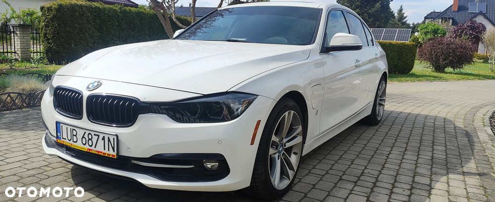 BMW Seria 3 330e iPerformance Sport Line - 1