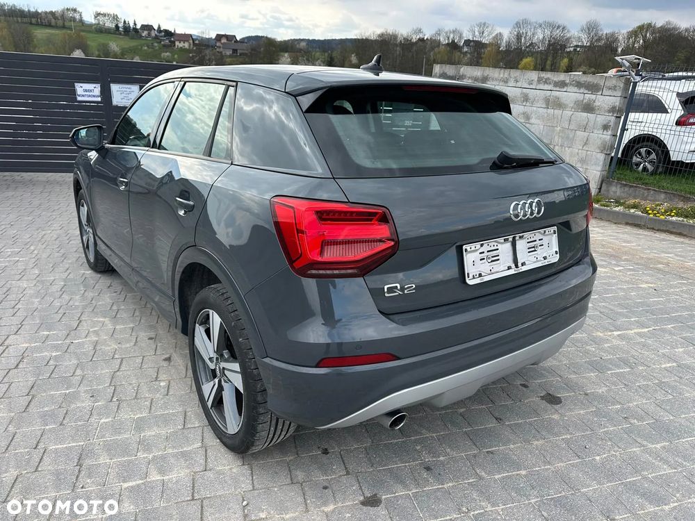Audi Q2 30 TDI S tronic sport - 6