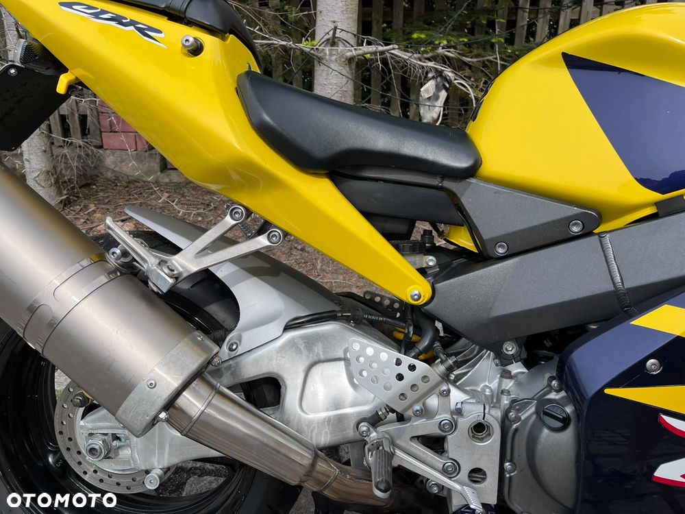 Honda CBR - 6
