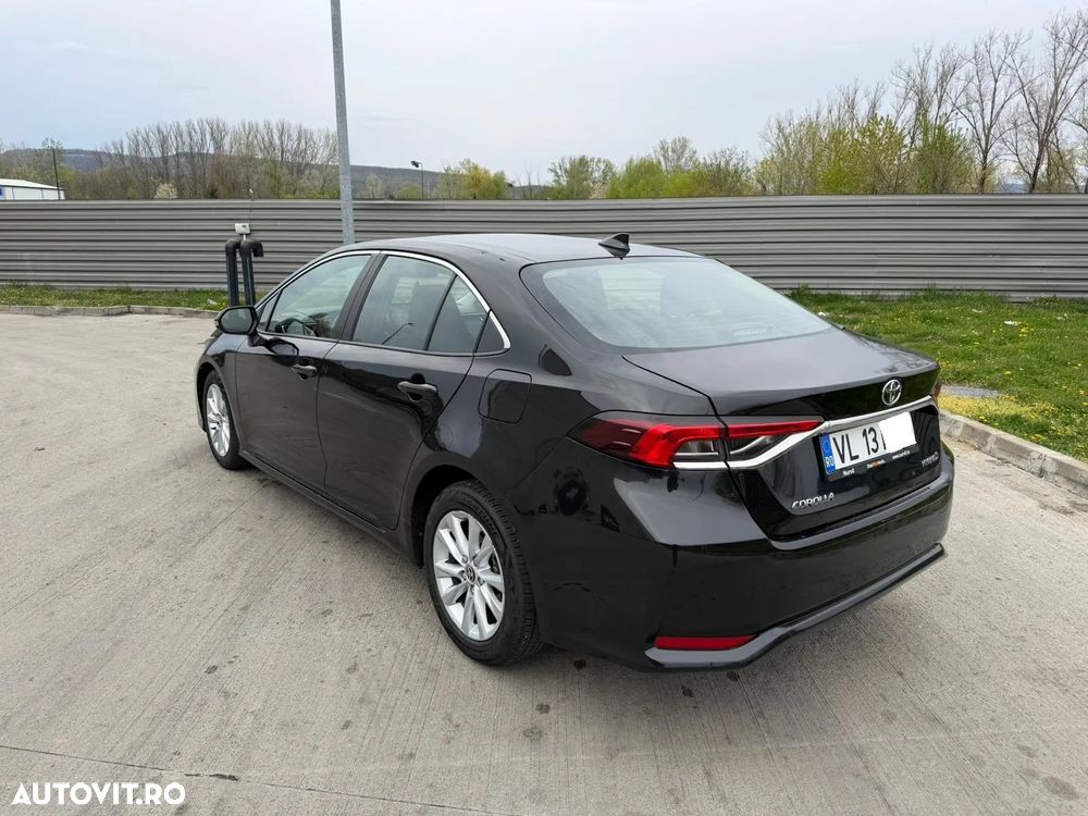 Toyota Corolla 1.8 HSD Business - 6