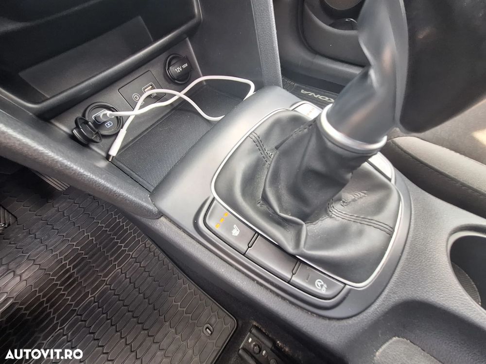 Hyundai KONA - 14