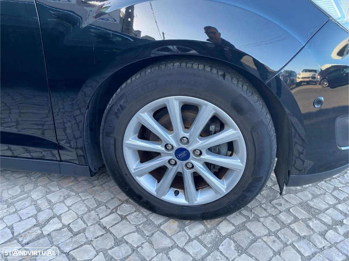 Ford C-Max 1.0 Ecoboost S&S Titanium - 4