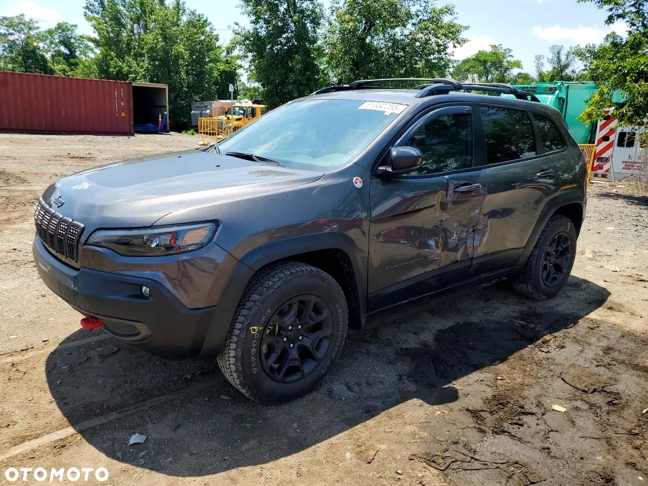 Jeep Cherokee - 2