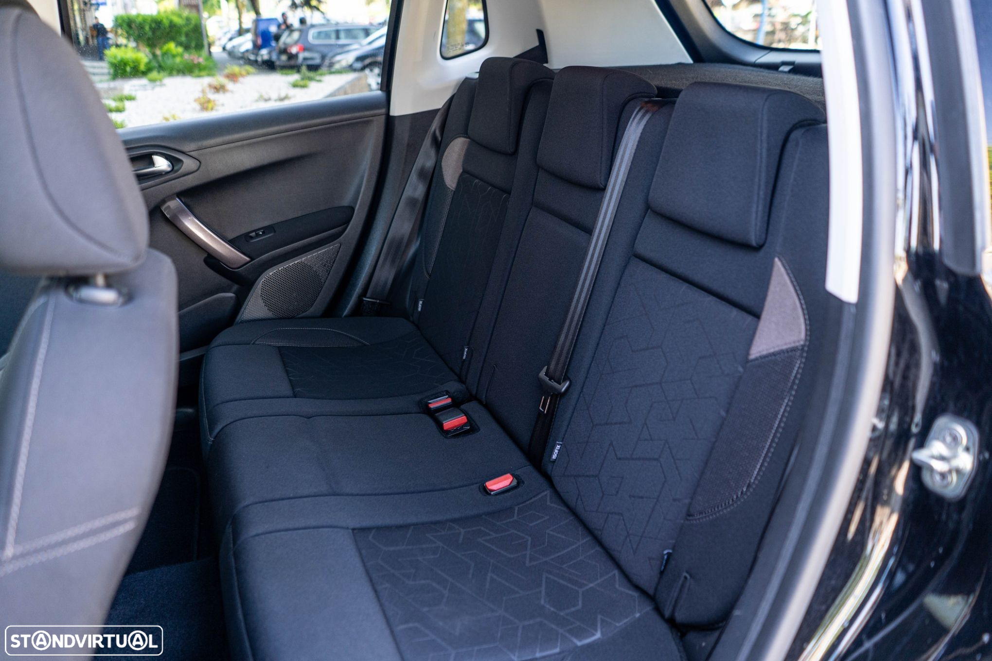 Peugeot 2008 1.2 PureTech Style - 29