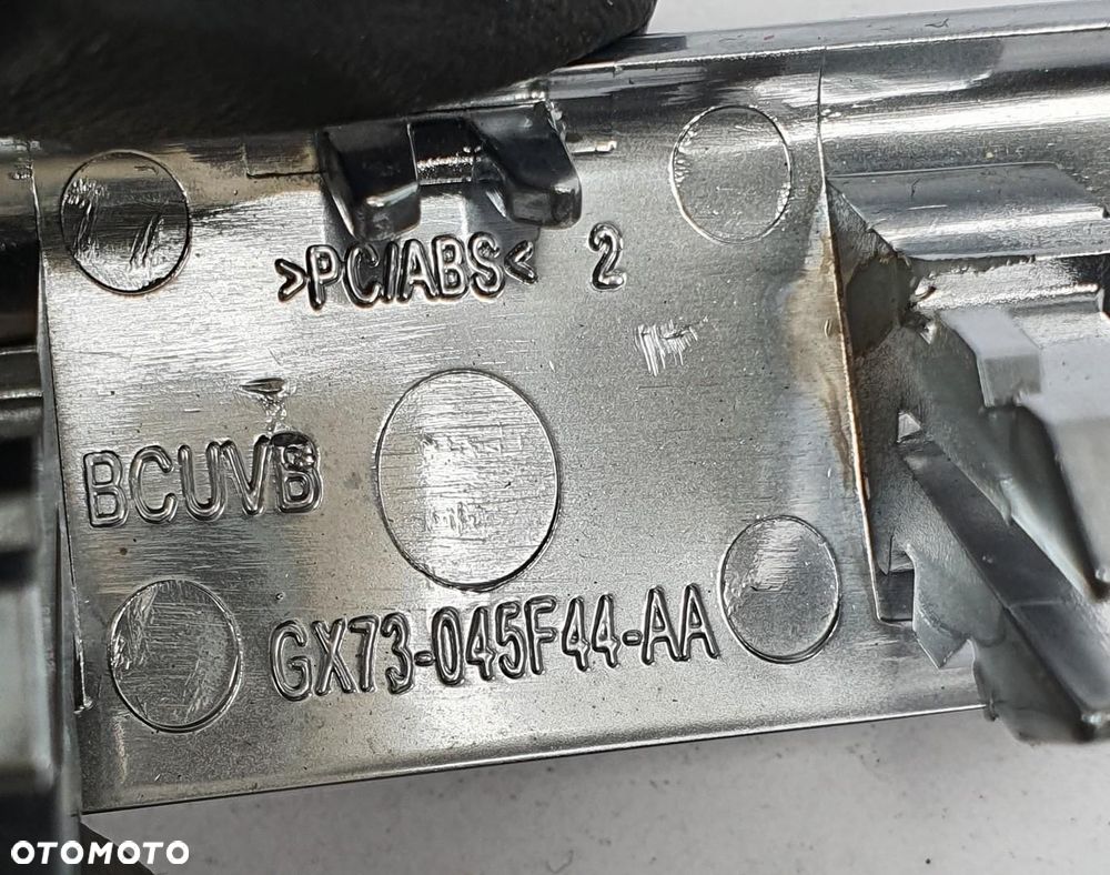 LOGO EMBLEMAT ZNACZEK JAGUAR XE X760 GX73-045F44-AA - 3