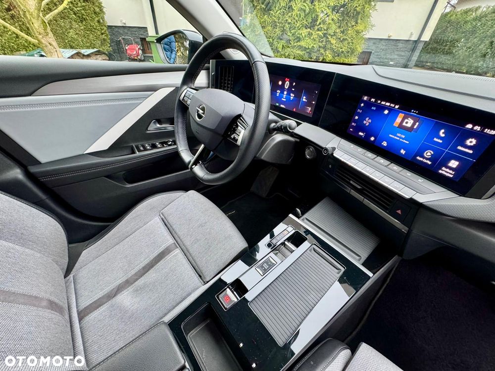 Opel Astra 1.5 D Automatik Elegance - 25