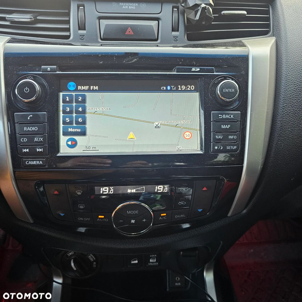 Nissan Navara 2.5 D LE Long EU5 - 16