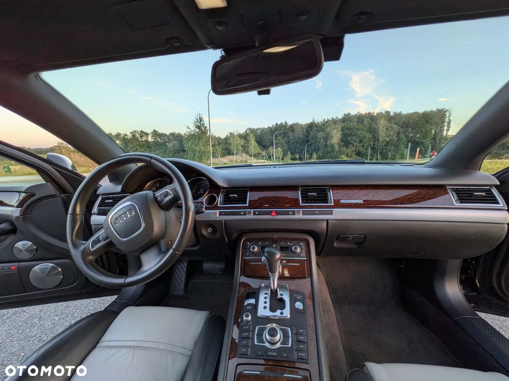 Audi A8 4.2 FSI Quattro - 18