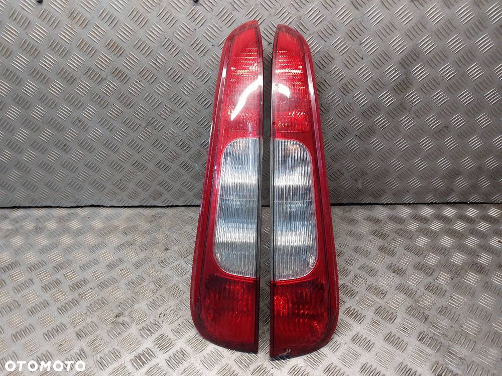 LAMPA PRAWY +  LEWY TYŁ FORD C-MAX I - 1