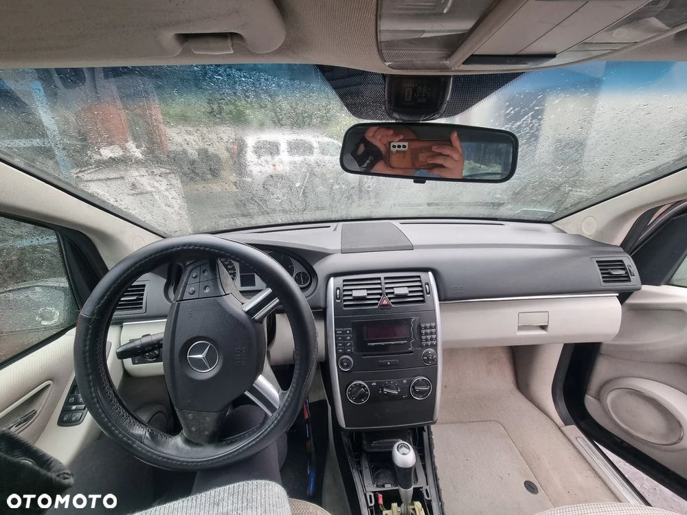 MERCEDES W245 04-11 2006 r. deska rozdzielcza + pasy lewy i prawy przód + moduł + AIRBAG * * - 1