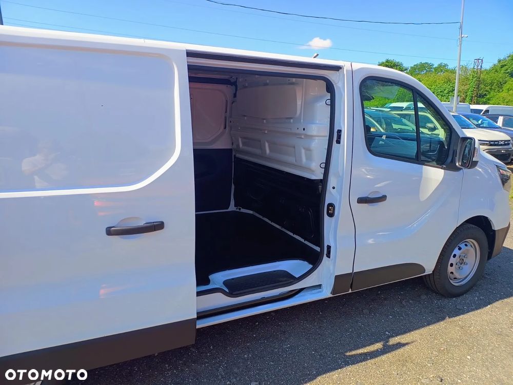 Renault TRAFIC - 9