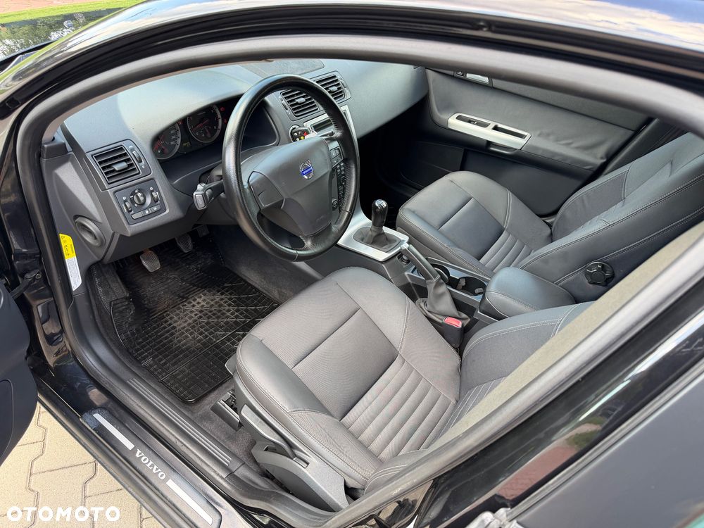Volvo V50 1.8 - 12