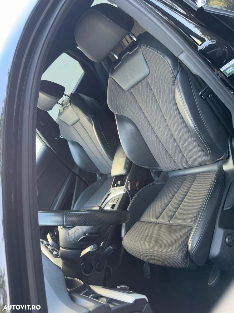 Audi A4 2.0 TDI quattro S tronic Design - 23