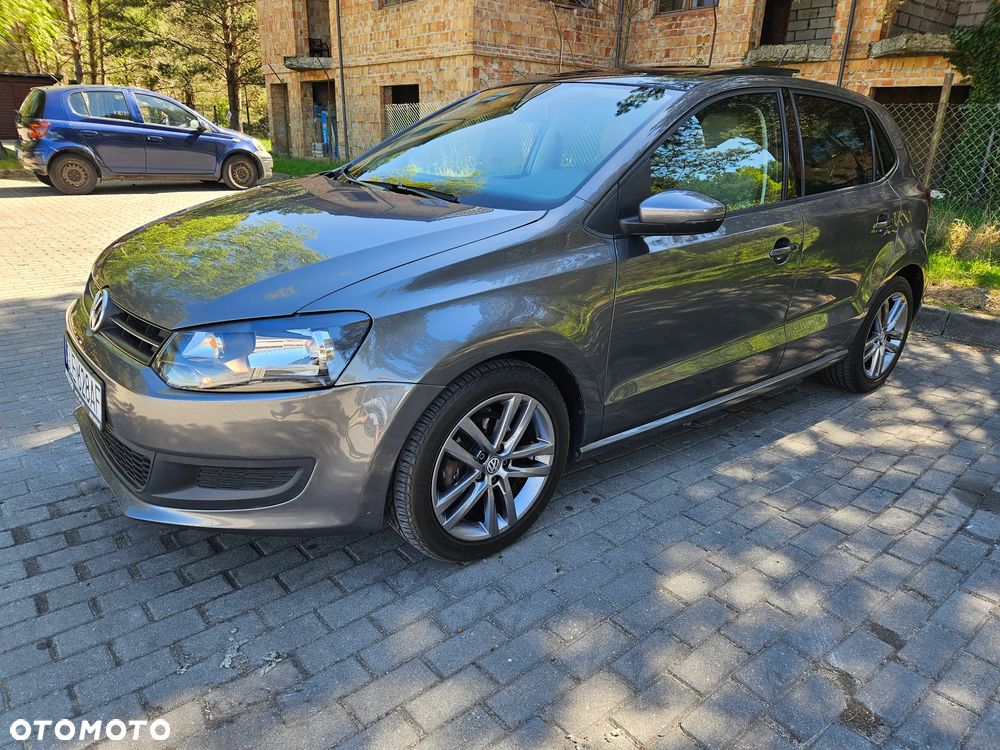 Volkswagen Polo 1.6 TDI DSG Highline - 1