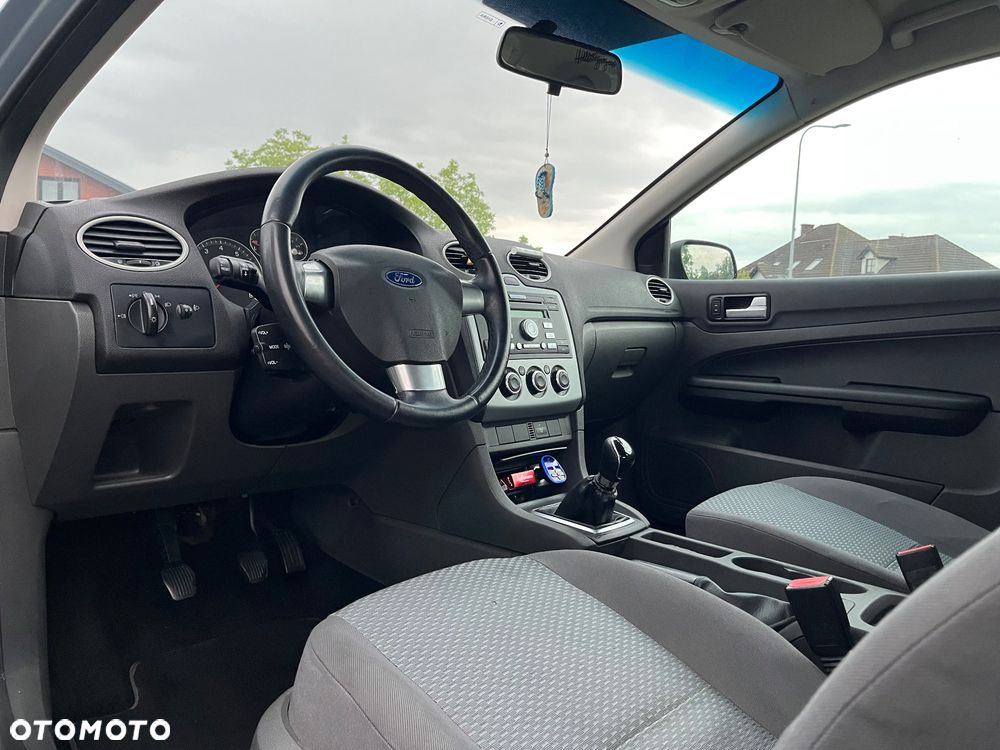 Ford Focus 1.6 Sport - 16
