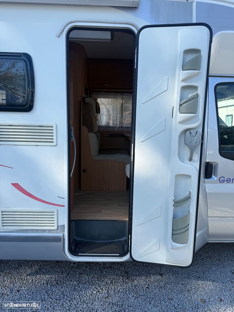 Challenger Genesis Génesis 42 CAMA CENTRAL - 7