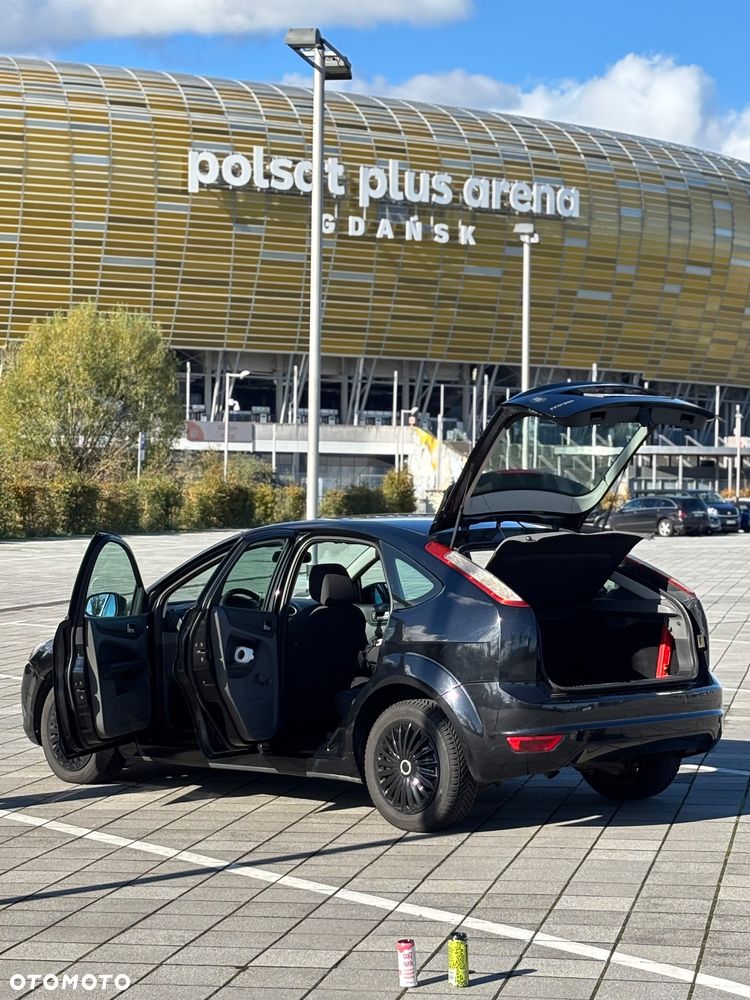 Ford Focus 1.8 TDCi Ambiente - 2