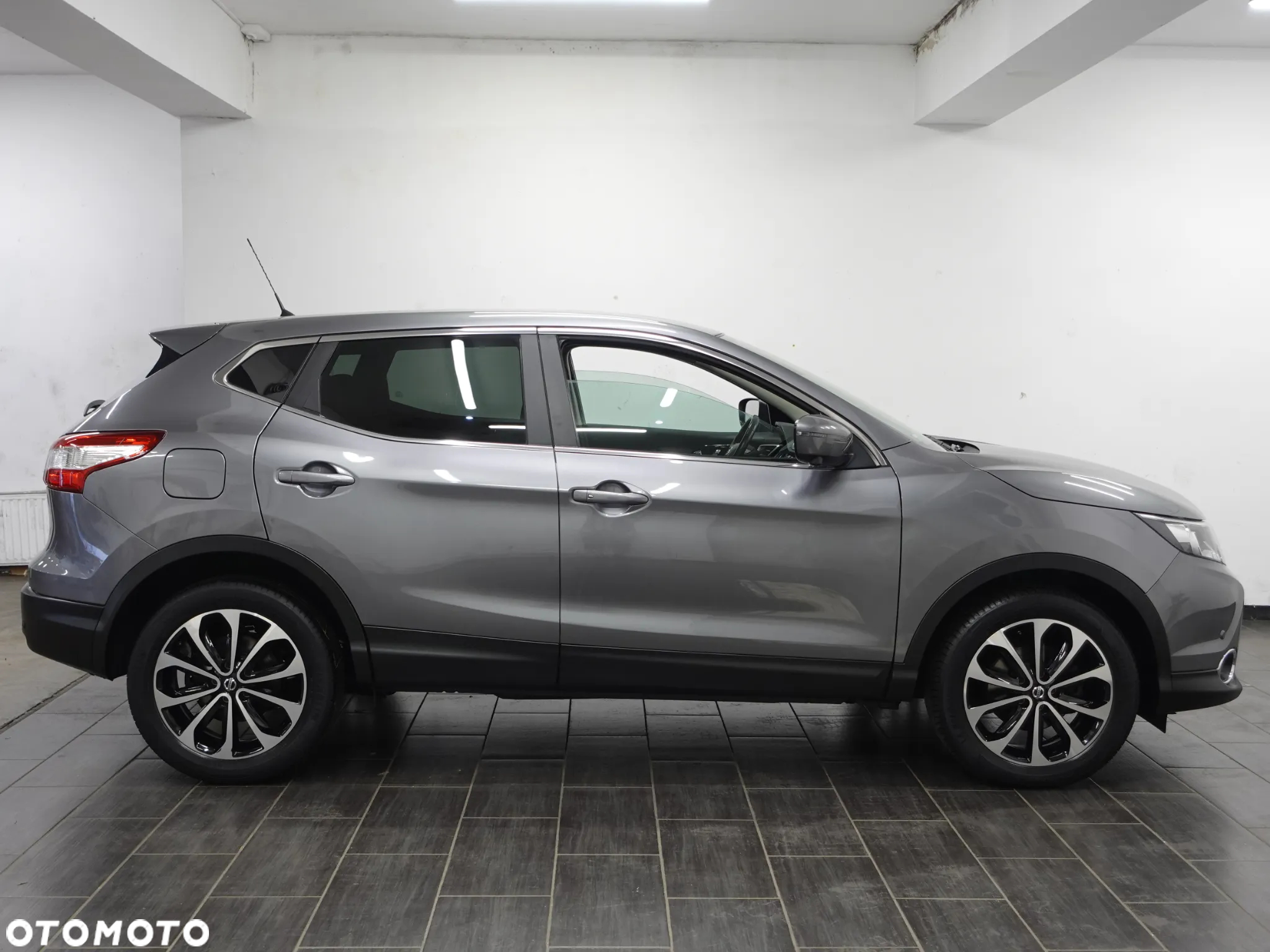Nissan Qashqai 1.6 DCi N-Connecta Xtronic EU6 - 10