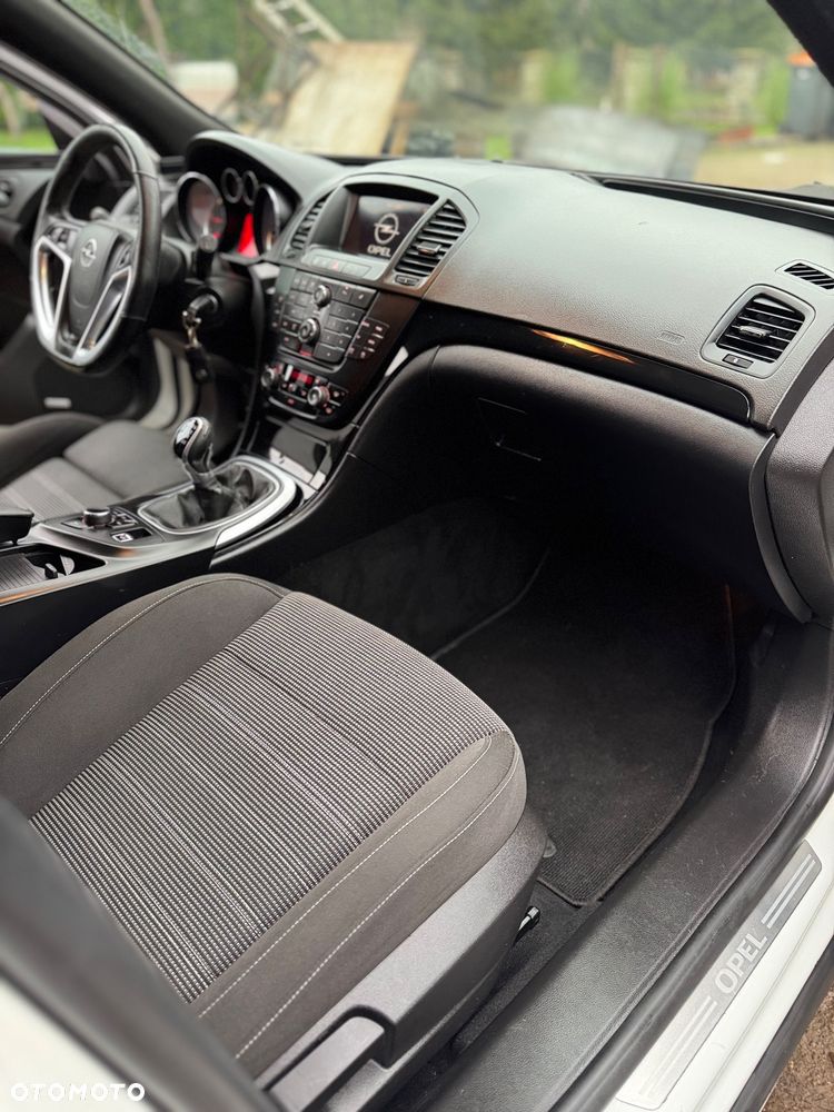 Opel Insignia 2.0 CDTI - 6