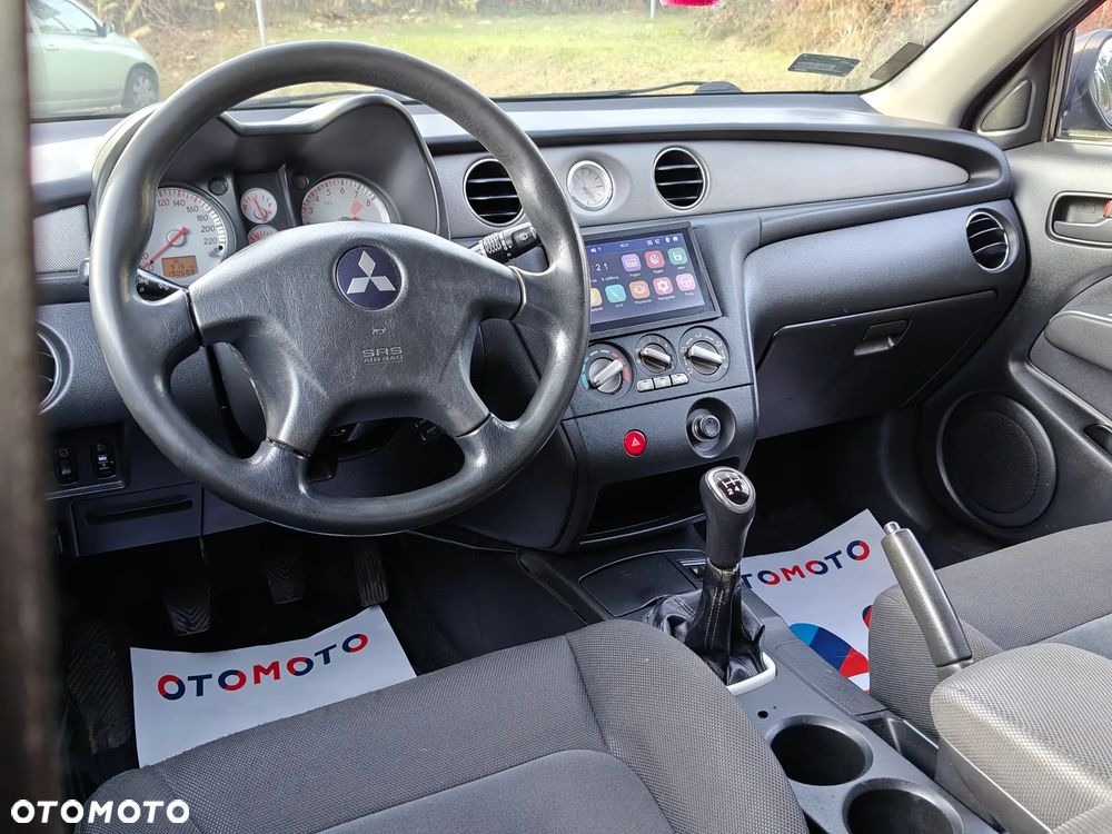 Mitsubishi Outlander 2.0 2WD Invite - 8