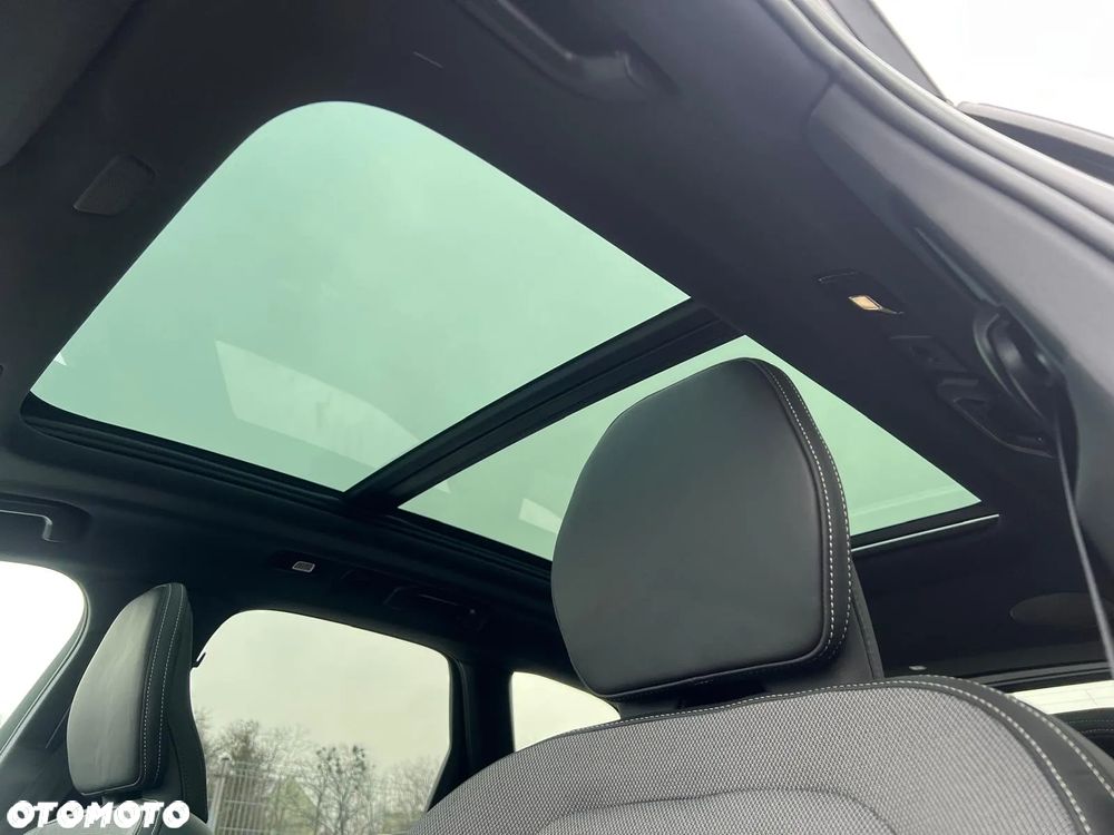 Volvo XC 60 T8 Plug-In Hybrid AWD Plus Black Edition - 36