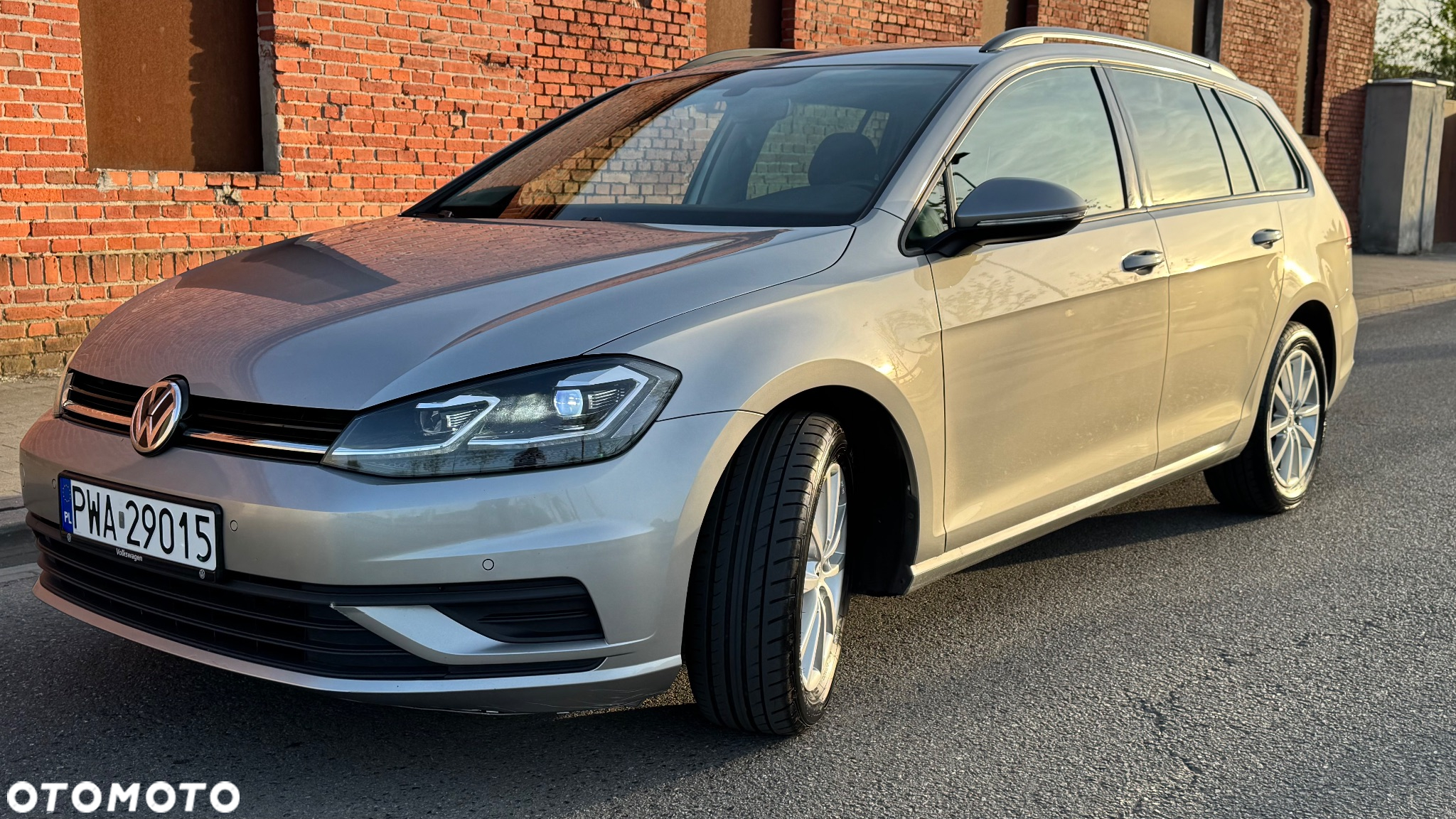 Volkswagen Golf VII 1.6 TDI BMT Trendline - 2