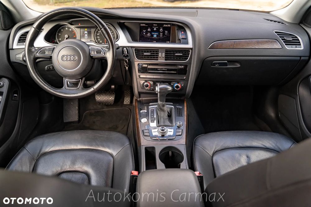 Audi A4 Limousine - 14