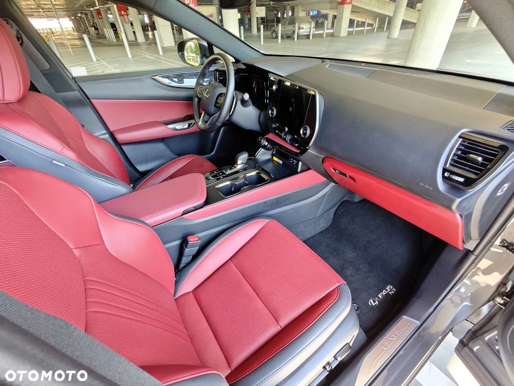 Lexus NX 350h Prestige 2WD - 4
