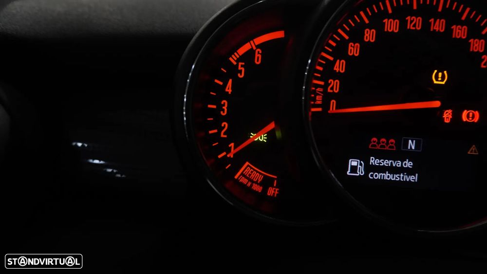 MINI 3 Portas Cooper D - 22