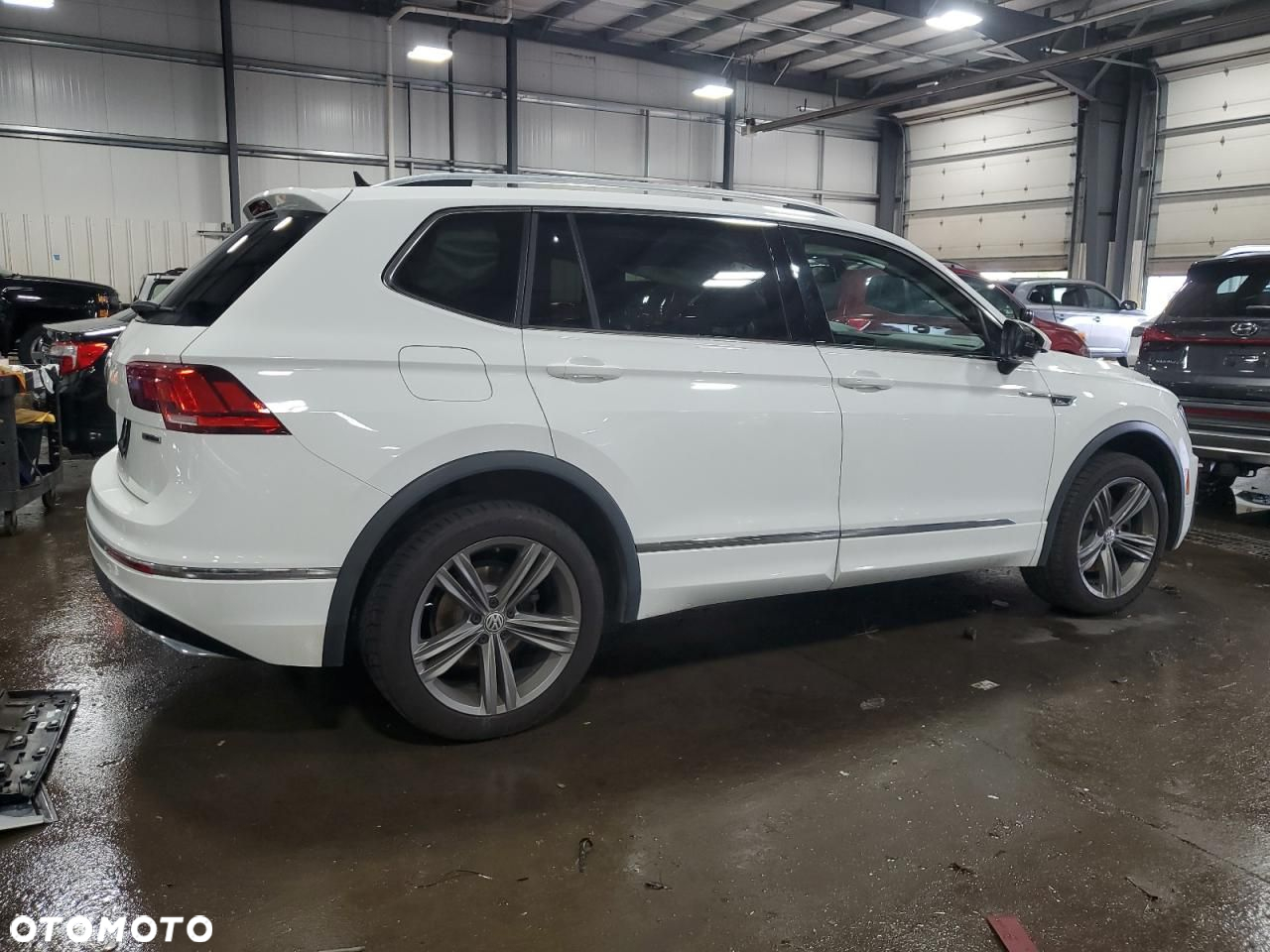 Volkswagen Tiguan - 6
