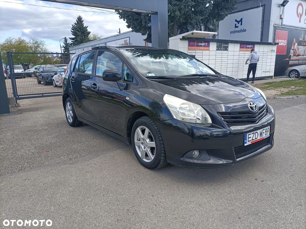 Toyota Verso 2.0 D-4D - 2