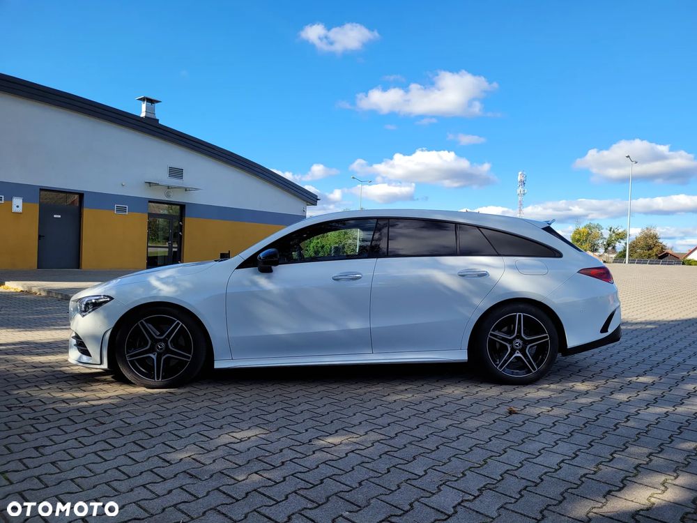 Mercedes-Benz CLA 200 AMG Line 7G-DCT - 3