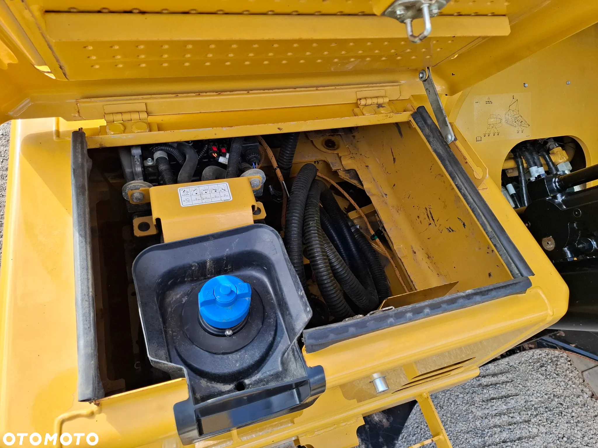 Caterpillar CAT 323 FL - 21