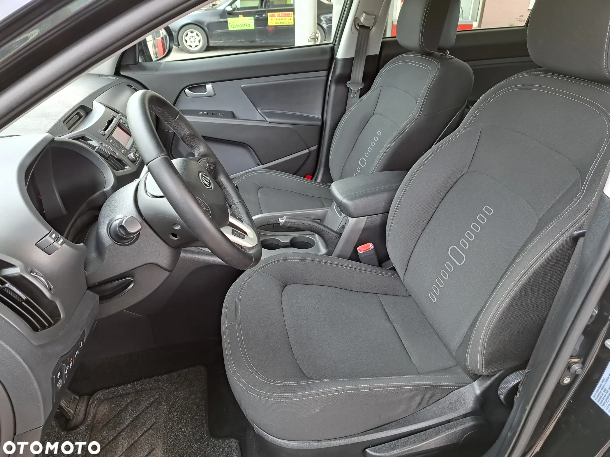 Kia Sportage - 16