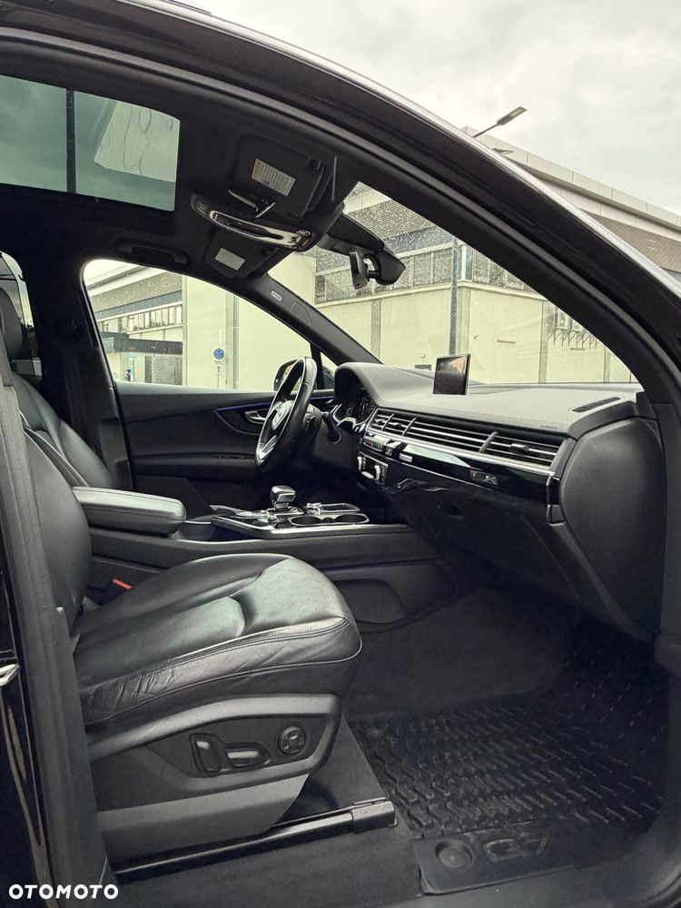 Audi Q7 - 13