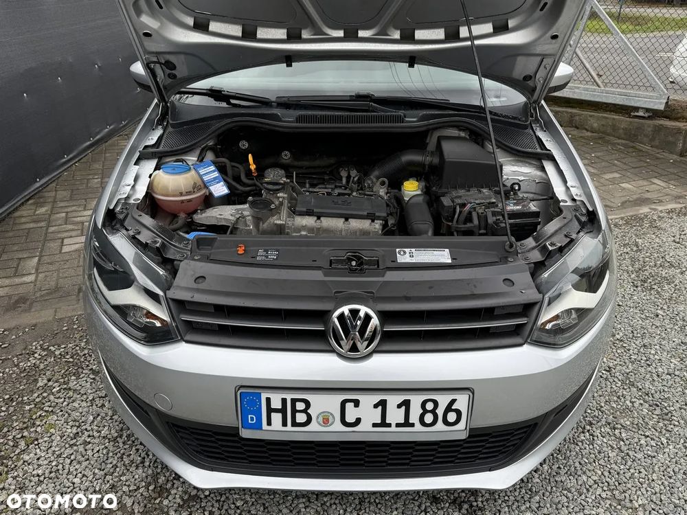 Volkswagen Polo 1.2 Comfortline - 12