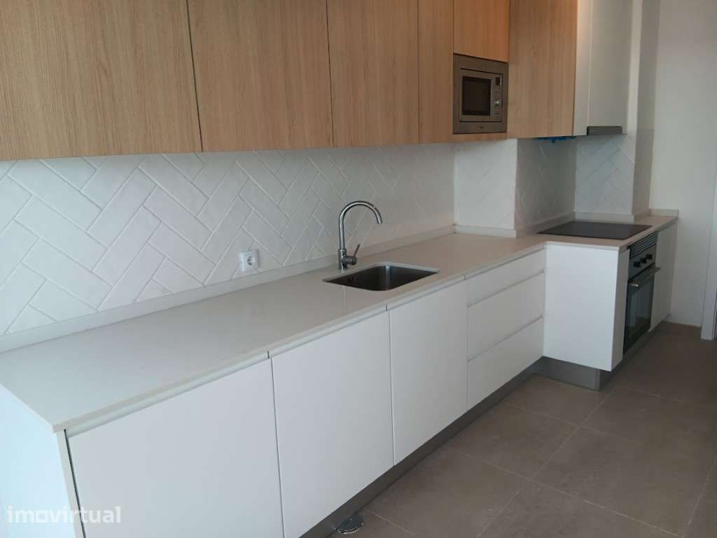 Apartamento T2 em Alfornelos - Grande imagem: 3/17