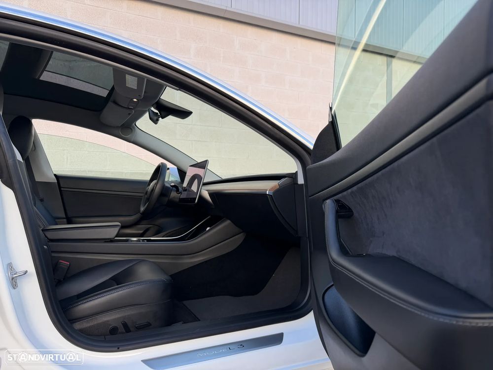 Tesla Model 3 Standard Range Plus RWD - 18