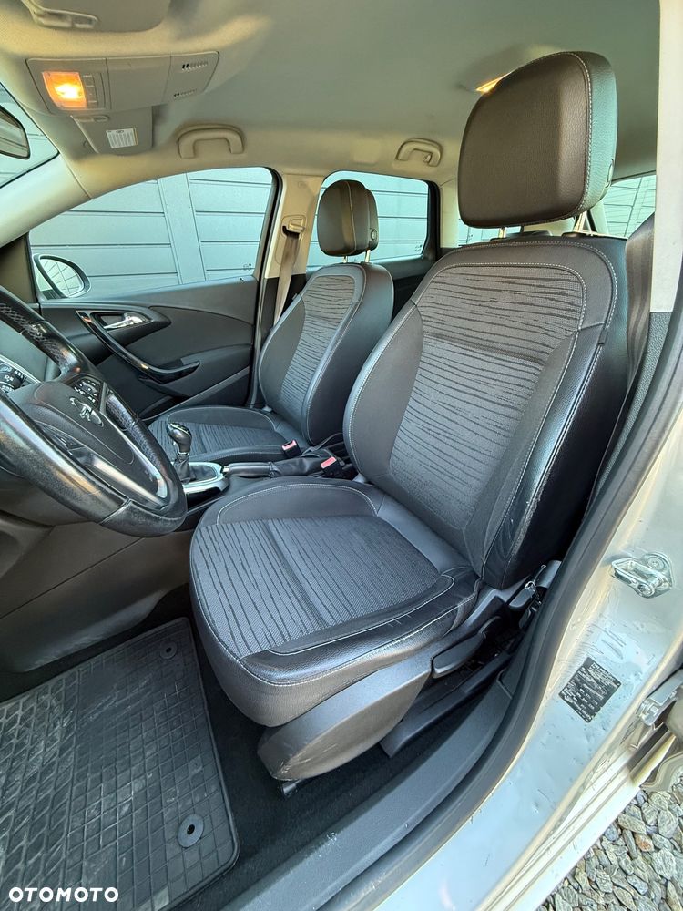 Opel Astra 1.6 CDTI DPF ecoFLEX Sports TourerStart/Stop Exklusiv - 8