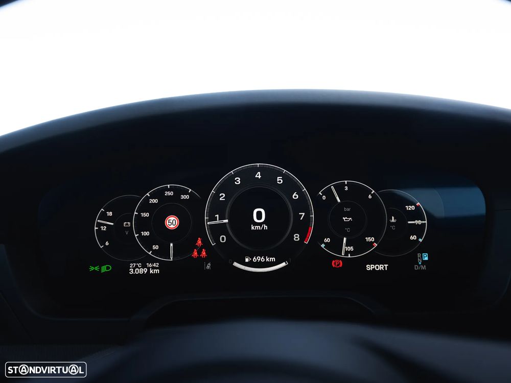 Porsche 911 (992) Carrera - 27