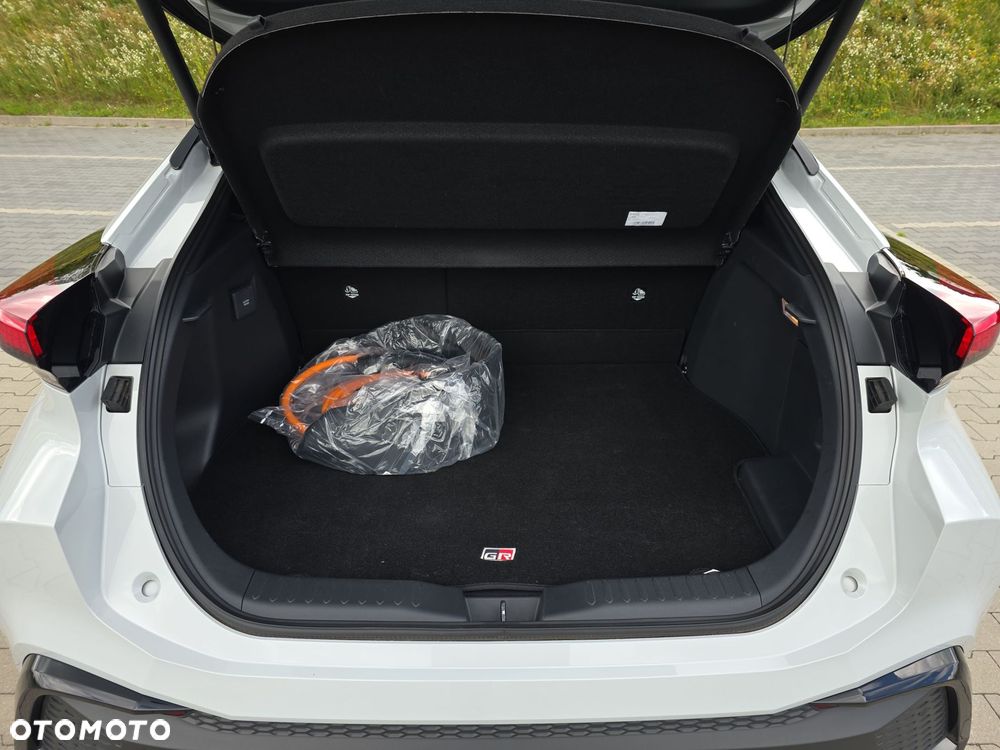 Toyota C-HR - 19