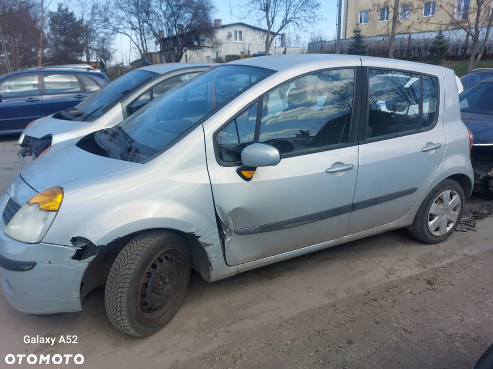 Maska RENAULT MODUS 1,2B 04R. zderzaki,lampy,drzwi,klapa..... - 2