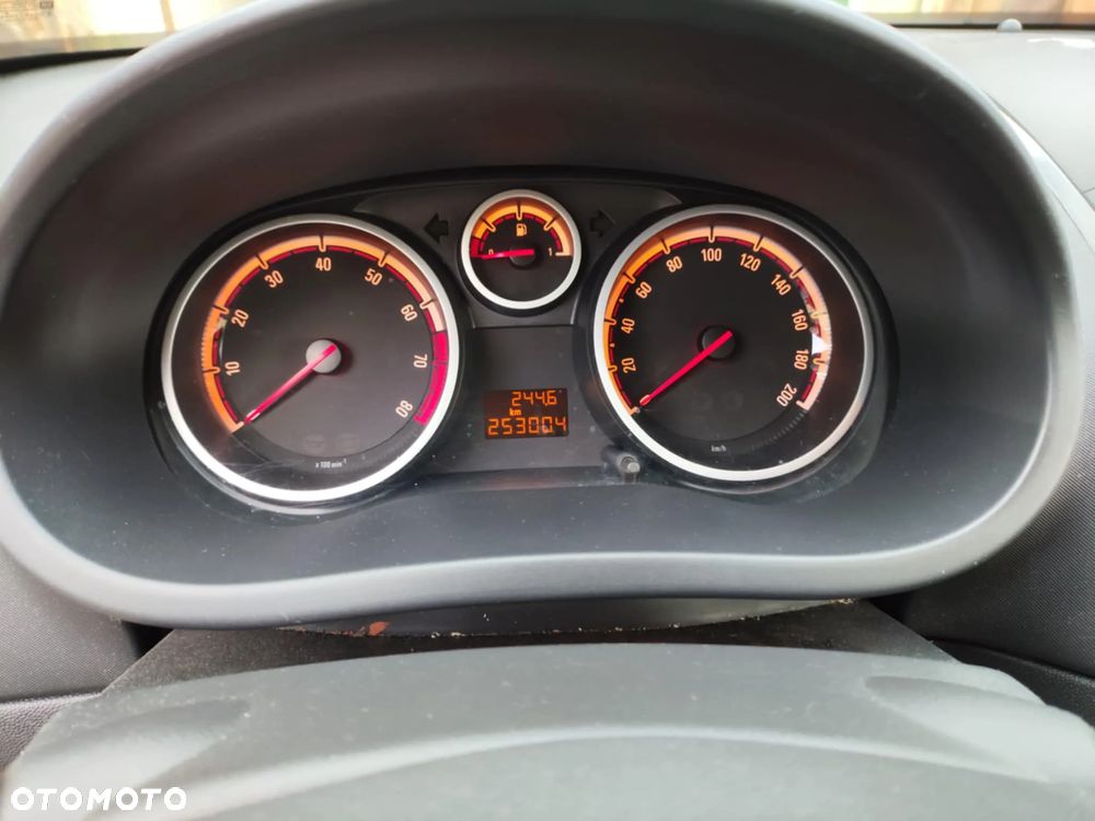 Opel Corsa - 11