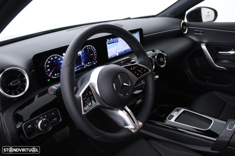 Mercedes-Benz A 250 e Progressive - 21